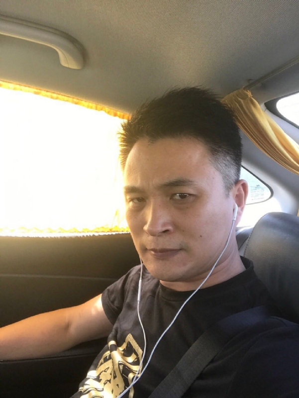 罗的第二张照片--厦门认干亲服务网