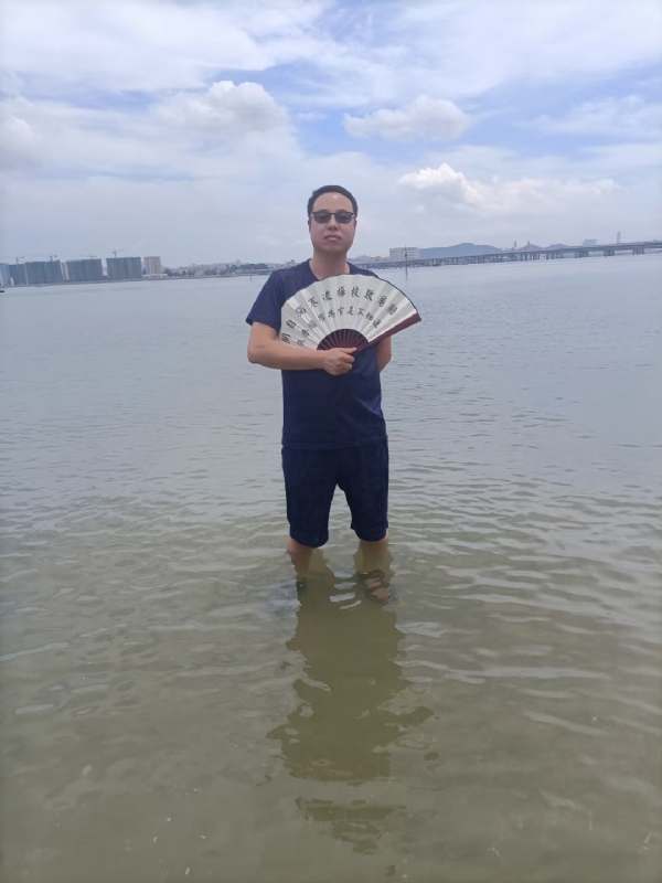 浪迹天涯的第一张照片--厦门认干亲服务网