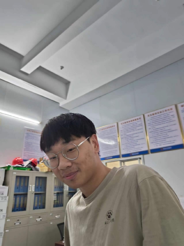 牛子弟的第一张照片--厦门认干亲服务网